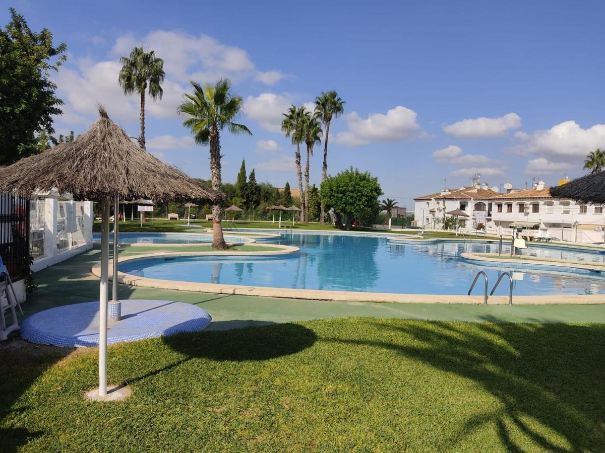 Costa Blanca Bungalow Lago Jardin Frente Piscina 4 Personas #Prp001 By Stay Orihuela Costa Торевиеха Екстериор снимка
